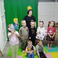 УЧАСНИКИ БIБЛIОТЕЧНОЇ ДИТЯЧОЇ ПРОГРАМИ ДО МIЖНАРОДНОГО ДНЯ МИРУ